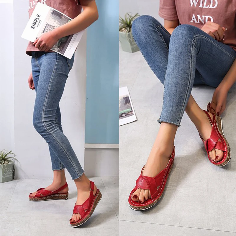 

2020 new women's sandals flat bottom Velcro fish mouth flat heel women's sandals large Roman style 40-43 casual sandals