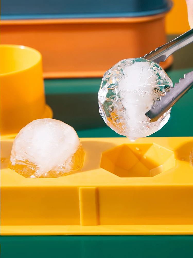 

Homemade ice hockey ice mold refrigerator ice box spherical ice box creative household ice box ball mold