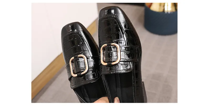 British Bright Patent Genuine Leather Pumps Oxford Shoes For Women 2020 Spring New Metal Thick Middle Heel Women's Loafers Shoes (36)