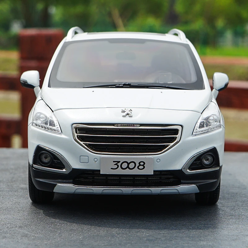 1:18 Высокая тщательная PEUGEOT 3008 SUV сплав модель автомобиля статические металлические модельные автомобили с оригинальной коробкой