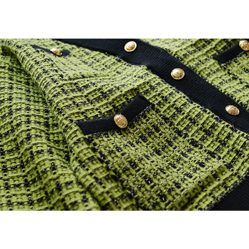 11897411721_718318349