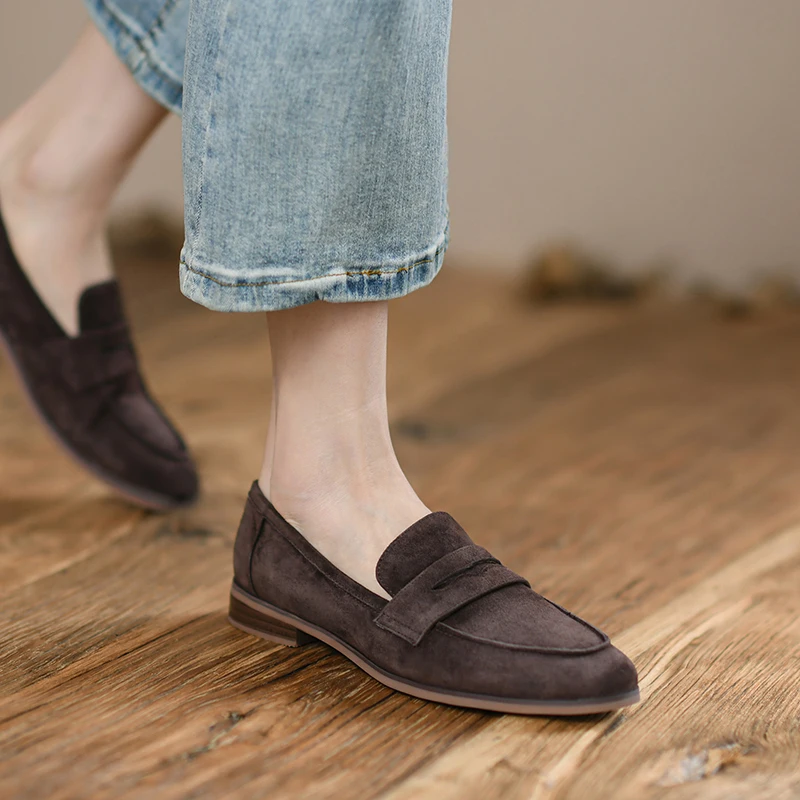 

2022 Women Loafers Slip On Flat Shoes Kid Suede Female Flats Vintage Design Loafer Shoes Round Toe Casual Mocasines luxe