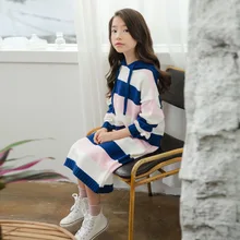 Свитер для девочек; длинное платье с длинными рукавами в Корейском стиле; толстовка в полоску; сезон осень-зима; повседневная одежда для девочек-подростков