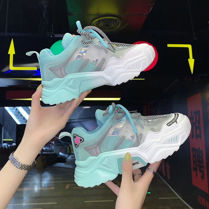 Женская обувь Кроссовки на массивном каблуке Дышащая модная платформе