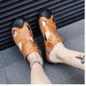 

Soft Leather Men Casual Shoes Luxury Brand Slip On Black Mens Loafers 2020 Fashion Designer Man Moccasins High Quality