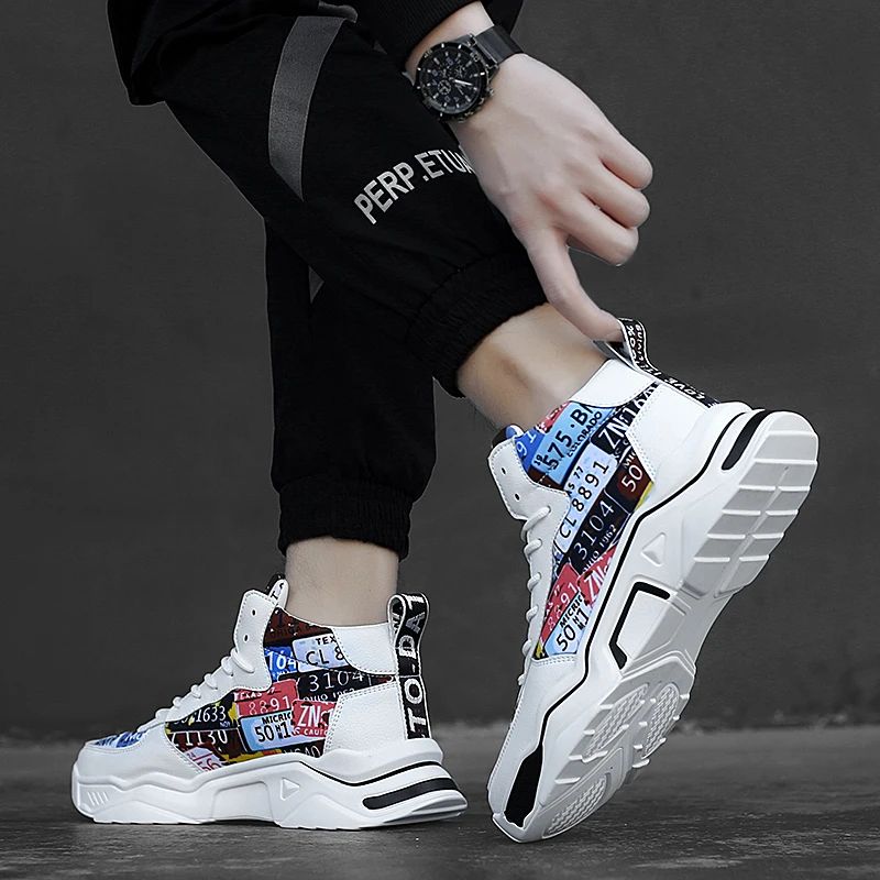 Graffiti Canvas Men's Sneakers Autumn 2021 Platform Casual Male Sneakers Outdoor High-Top Man Shoe