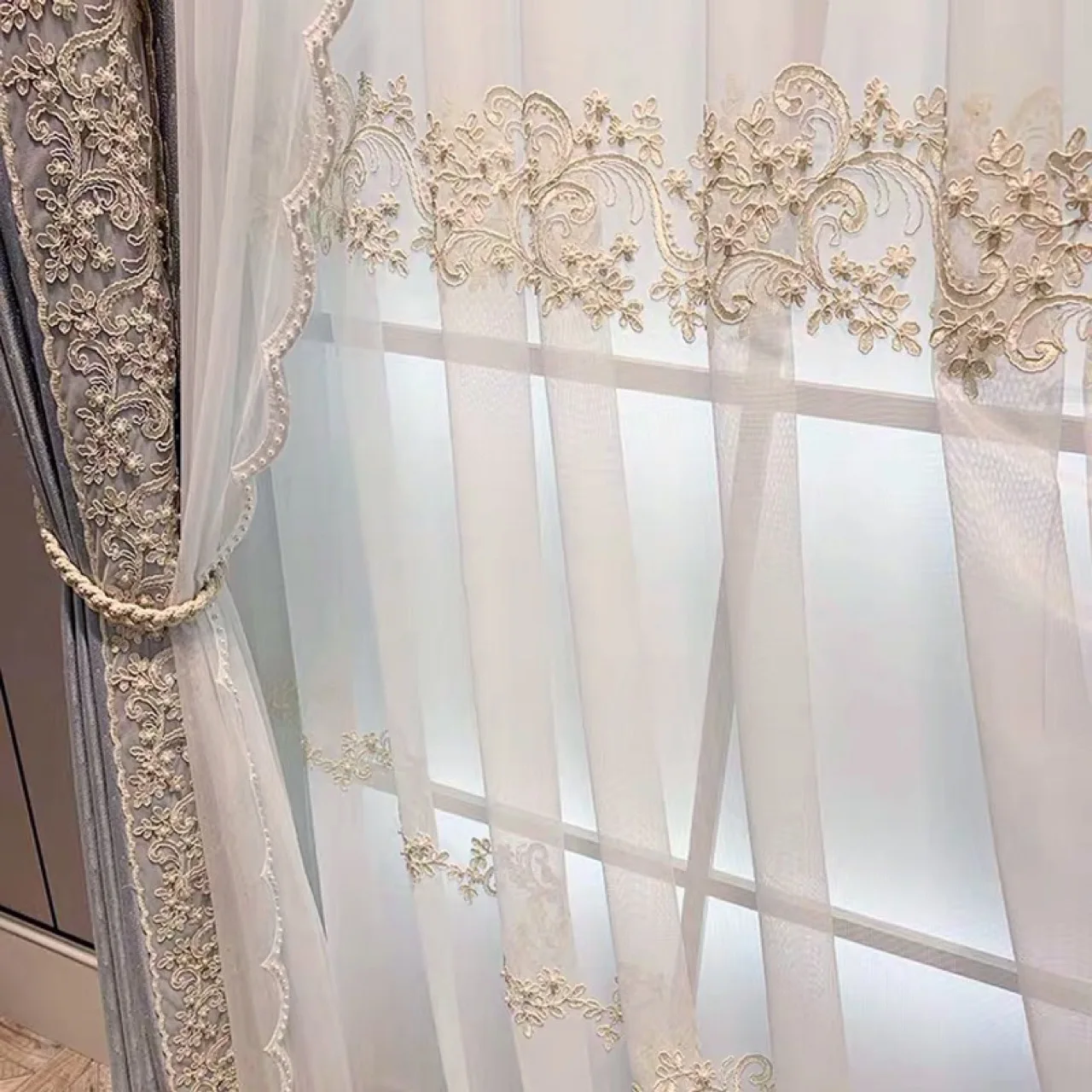 Free return High-quality Modern beautiful European Style Luxury Blue Blackout Curtains for  Living Room Bedroom customize