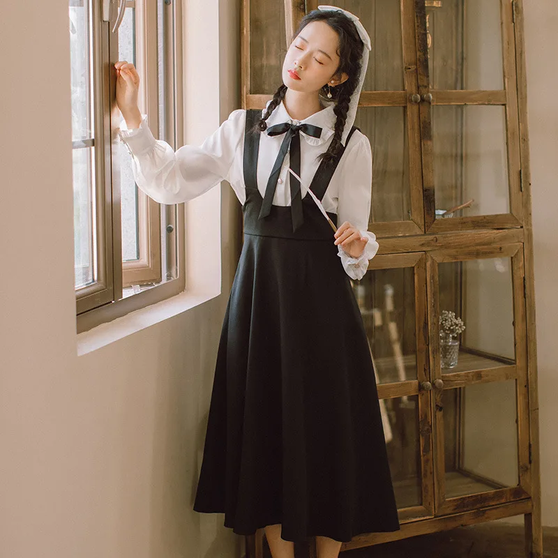 

Spring Clothing 2020 New Style White Bandage Cloth Shirt with Black And White with Pattern Suspender Skirt Two Pieces Dress Outf