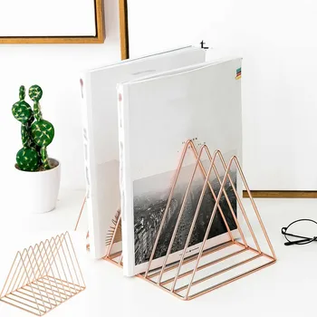 

Nordic Style Ornaments Triangle Rose Gold Book Stand Metal Telescopic Folding Bookshelf Magazine Rack