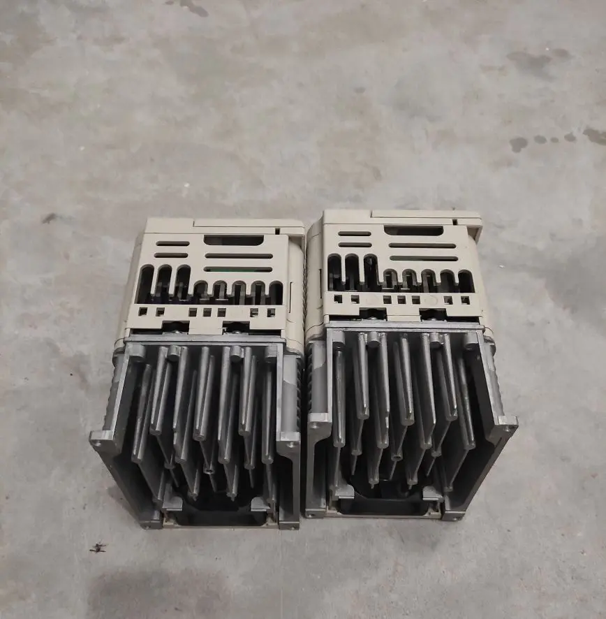 

CIMR-JB4A0005BAA Used in good condition inverter