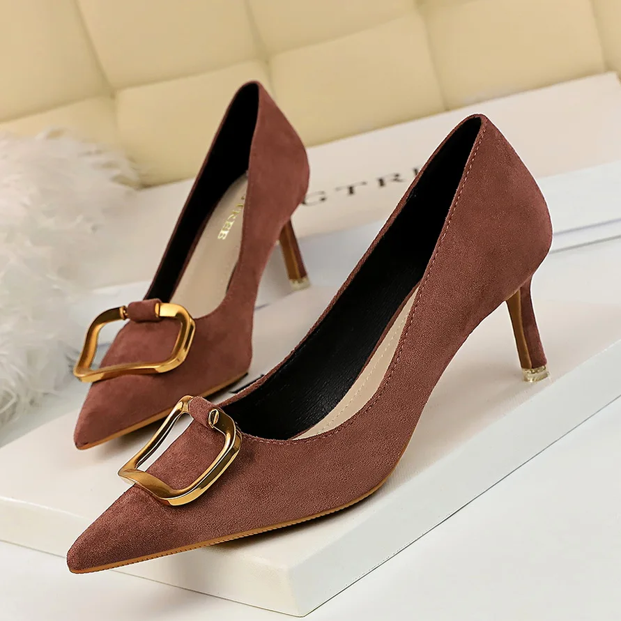 Фиолетовый Women 6.5cm High Heels Suede Purples Pumps Lady Scarpins Fashion Kitten Low Heels Sexy Office Green Yellow Office Shoes - Цвет: Фиолетовый