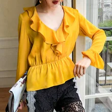 [EWQ] Sweetv воротник атласная с рюшами блузка женская блуза с оборками осень Новая высококачественная женская желтая рубашка с длинными рукавами QK503