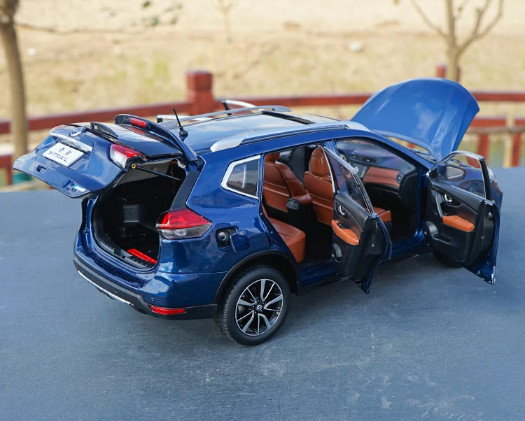 1:18 весы NISSAN X-TRAIL SUV литая модель автомобиля Реплика Коллекция с маленьким подарком