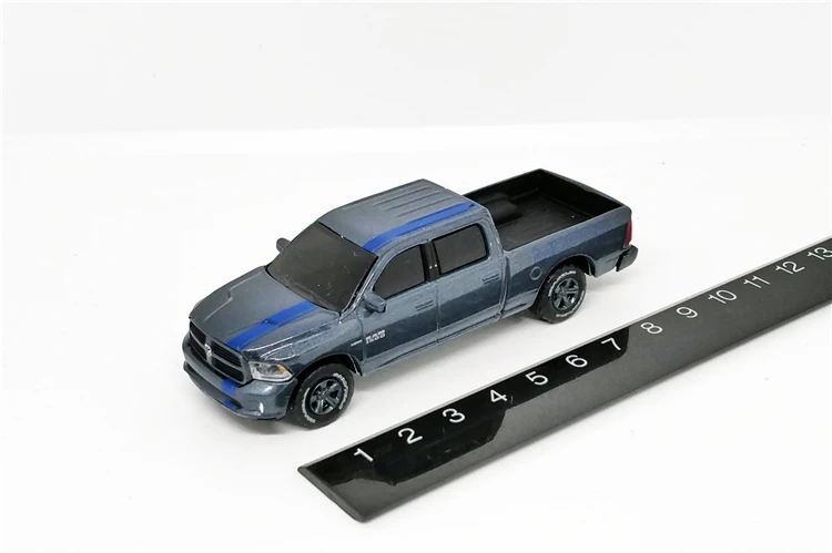 Greenlight 1: 64 Dodge Ram 1500 спортивный пикап Синий литой под давлением модель автомобиля без коробки