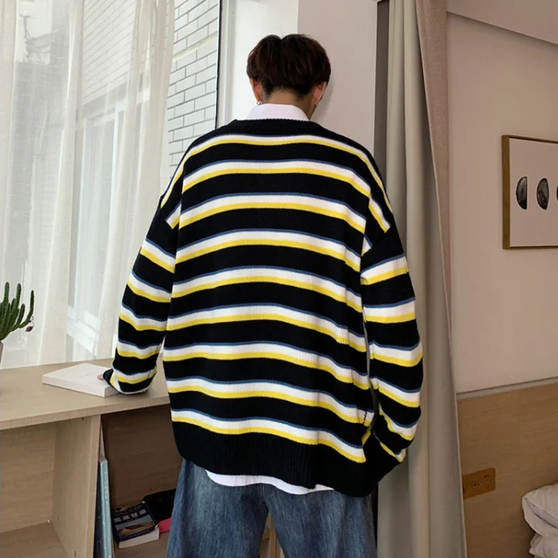 Winter Striped Sweater Men Warm Fashion Contrast Color Knitted Pullover Men Loose Knitting Sweaters Lovers Sweter Clothes M-2XL