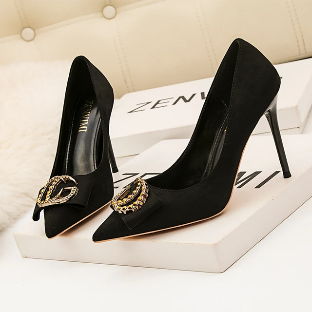 Rene Caovilla Black Suede Pearl Heels – Dina C's Fab and Funky Consignment  Boutique