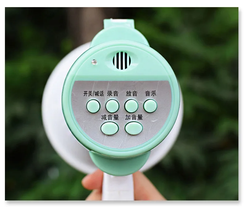 12563854730_1825202082