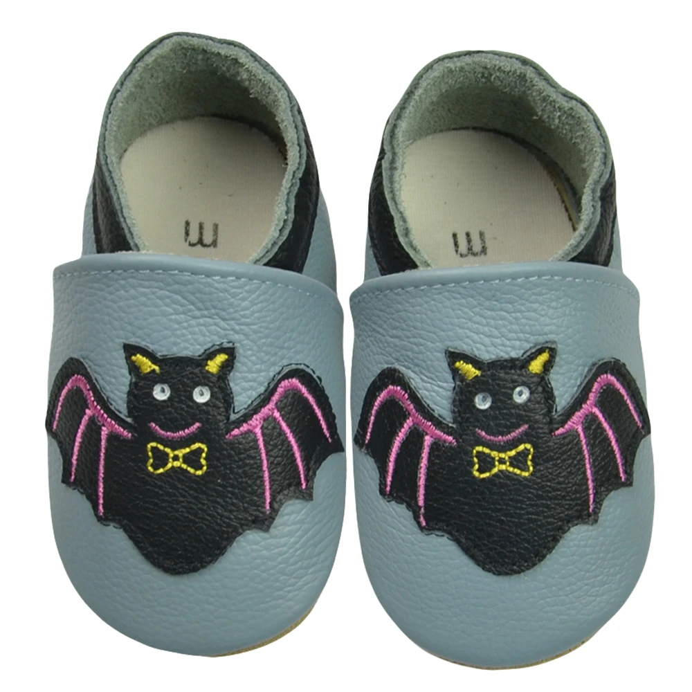 Bat blue