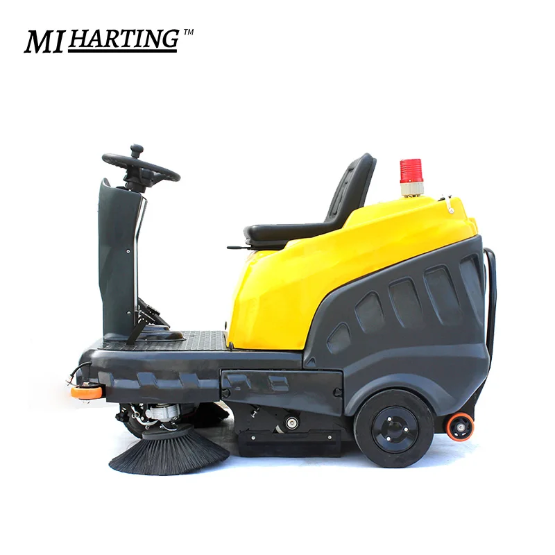 Industrial Driving Floor Sweeper with TractionHand Push Sweepers