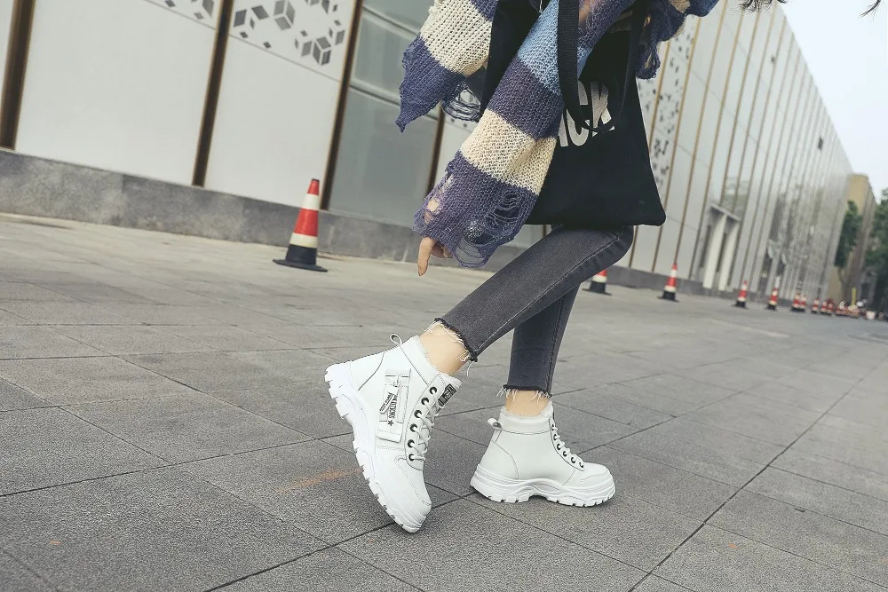 Женские теплые ботинки; уличная зимняя плюшевая Повседневная обувь; женские зимние ботинки; zapotos mujer; белые теплые кроссовки