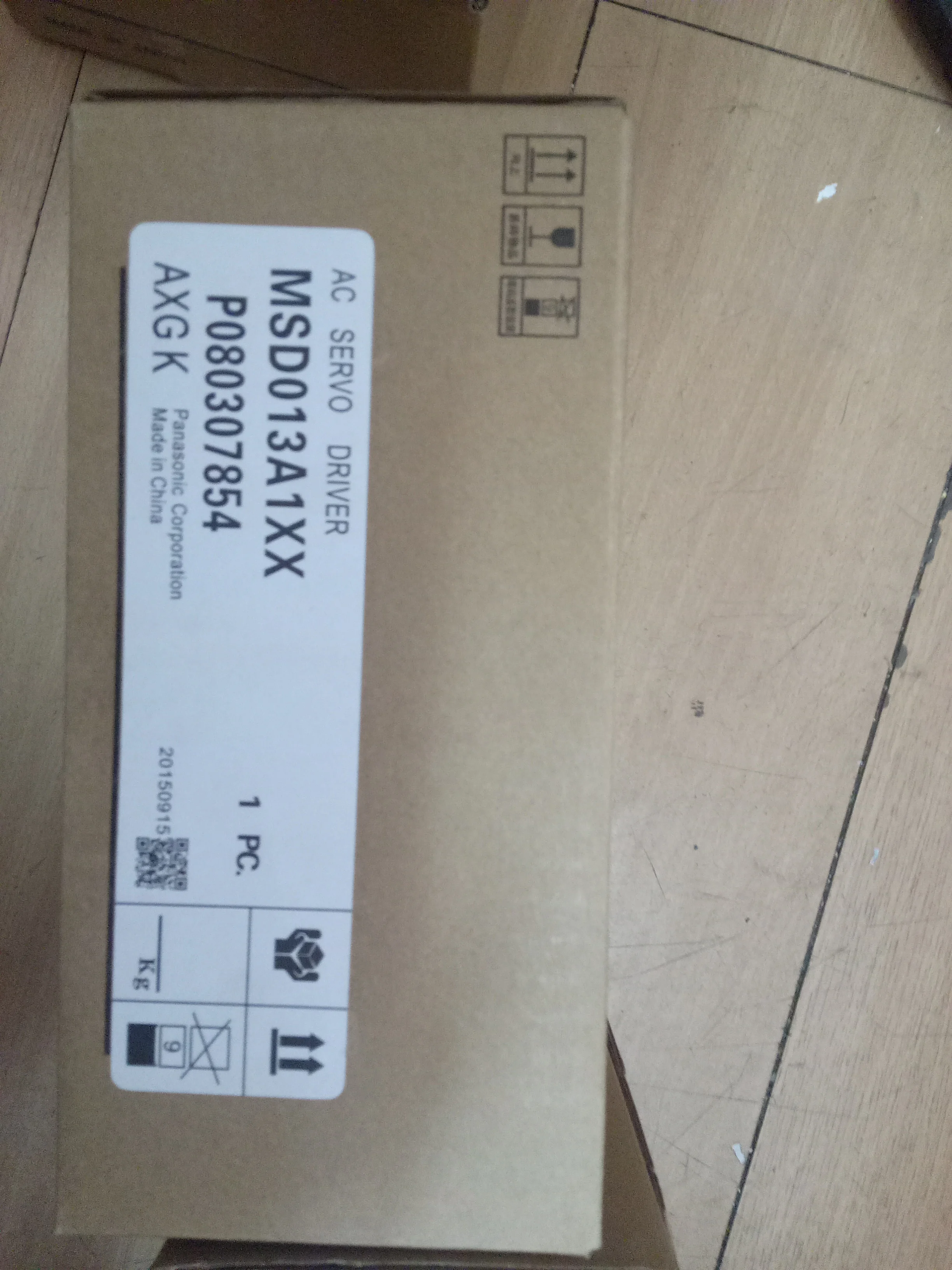 Оригинал Yaskawa SGDM 05DN/10DN/15DN stock в наличии|Детали инструментов| |