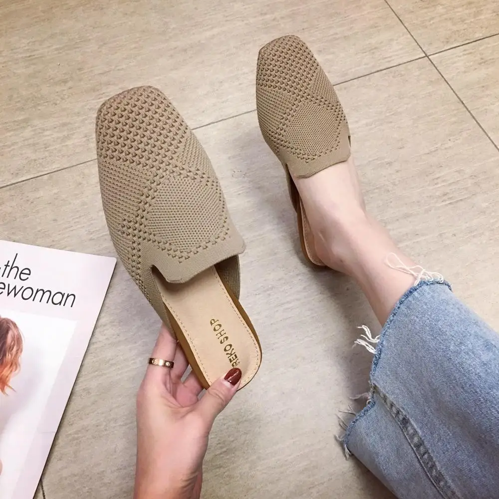 Шлёпанцы для женщин