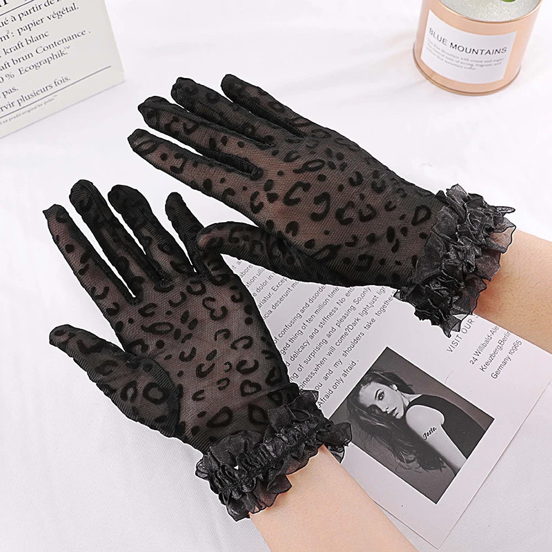 14931014524_1793844723