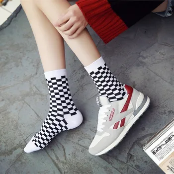 

Korea Funky Harajuku Trend Women Checkerboard Socks Geometric Checkered Socks Men Hip Hop Cotton Unisex Streetwear Novelty Socks