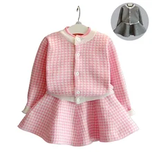 В году, весенне-осенний вязаный костюм в Корейском стиле для девочек Детский свитер с длинными рукавами и принтом птицы кардиган из двух предметов