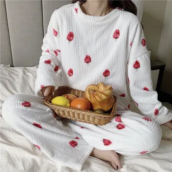 

SleepWear Flannel Strawberry Pajamas Women's Set 2020 Fall/Winter New Coral Fleece Long Sleeve Warm Home Wear
