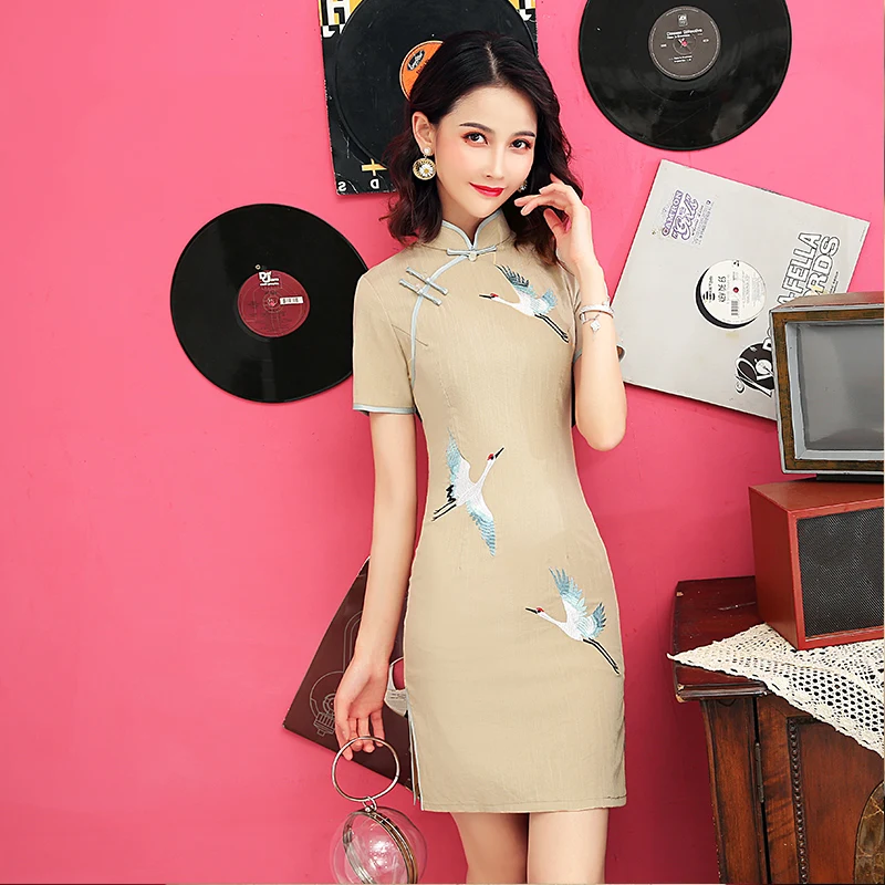 Традиционное китайское платье mujer vestido, женское атласное длинное платье cheongsam qipao с цветком сливы qipao - Цвет: color11