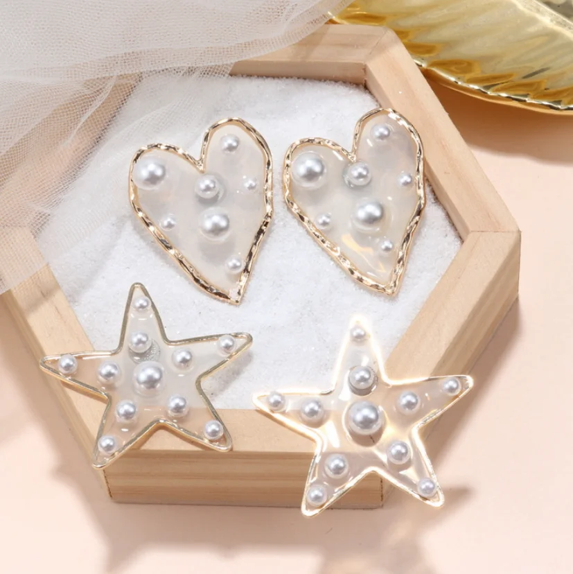 Тренд личности преувеличенные прозрачные полимерные жемчужные серьги