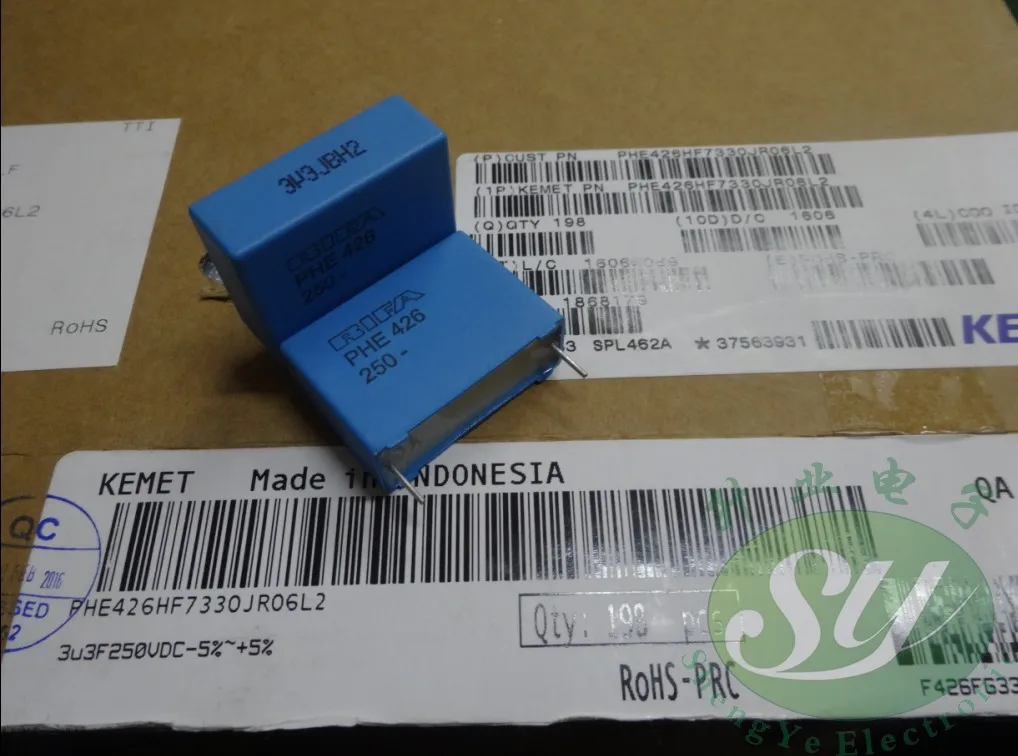 50 шт. KEMET RIFA PHE426HF7330J 3,3 мкФ/250 в 3 u3 335 пленочный конденсатор, 28 мм