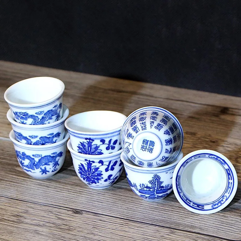 Chinese old hand-carved porcelain Blue and white dragon pattern Kung fu cup