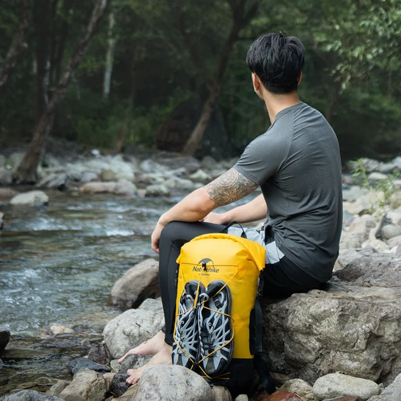 Naturehike 20L 30L 40L TPU Dry Wet Separation Waterproof Bag Outdoor Storage Bag Large Capacity Backpack Not Included Shoes waterproof dry bag