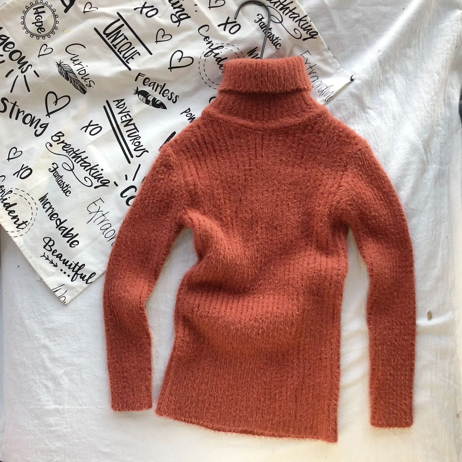 Очень мягкий высококачественный свитер с норкой для девочек вязаный свитер с высоким воротником для маленьких девочек детский пуловер для малышей теплый свитер для детей
