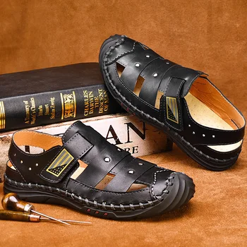 

Men Sandals Holes Classic Stitch Fashion Male Outdoor Beach Slippers Genuine Leather Summer Soft Fashion Black Shoes Men Sandals