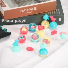 32MM 10 unids/set niños muñeca máquina de Gashapon máquina cápsula Pinball máquina de juego de la máquina de dulces dibujo retorcido bolas de regalo