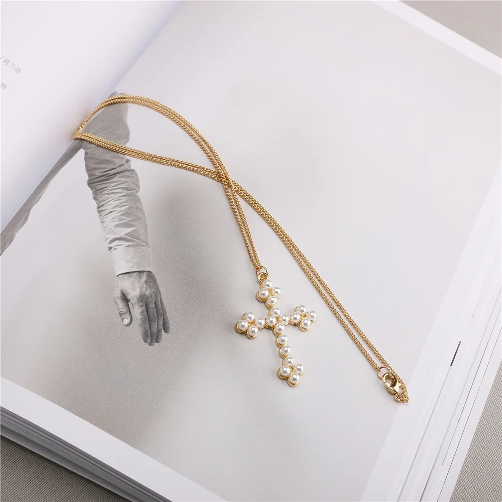 

Qingdao Hot Selling New Style Europe And America Necklace Ornament Trend of Fashion Sweater Chain with Pearl Cross Necklace