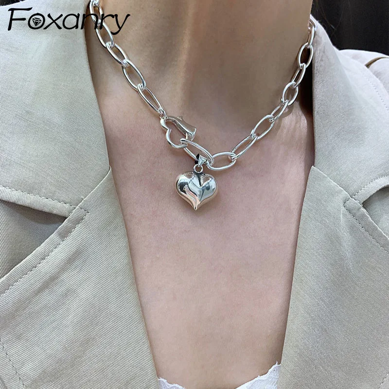 FOXANRY-Pulseras de cadena gruesa con sello, joyería elegante de moda Vintage Hip Hop, colgante creativo de corazón de amor para fiesta, 2024