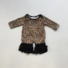 Новые поступления коллекции осень/зима из молочного шелка для маленьких девочек ясельного возраста, черного цвета с леопардовым принтом Одежда для новорожденных комбинезон хлопковая одежда с пышной юбкой комбинезон Длинные рукава с оборками