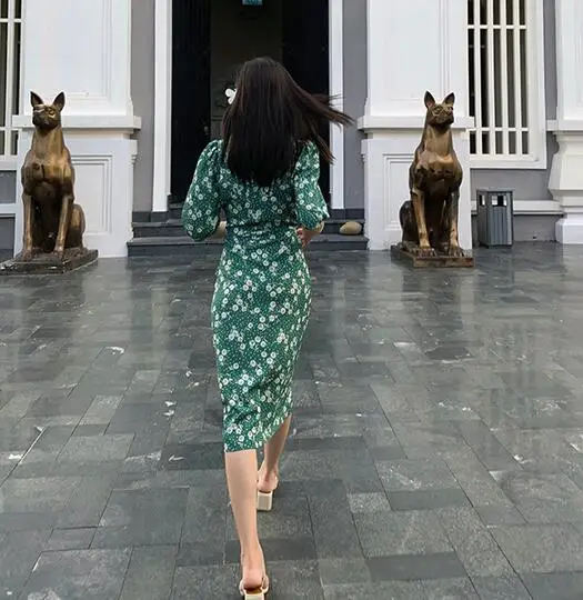 Женское платье винтажное миди с цветочным принтом на талии длинное
