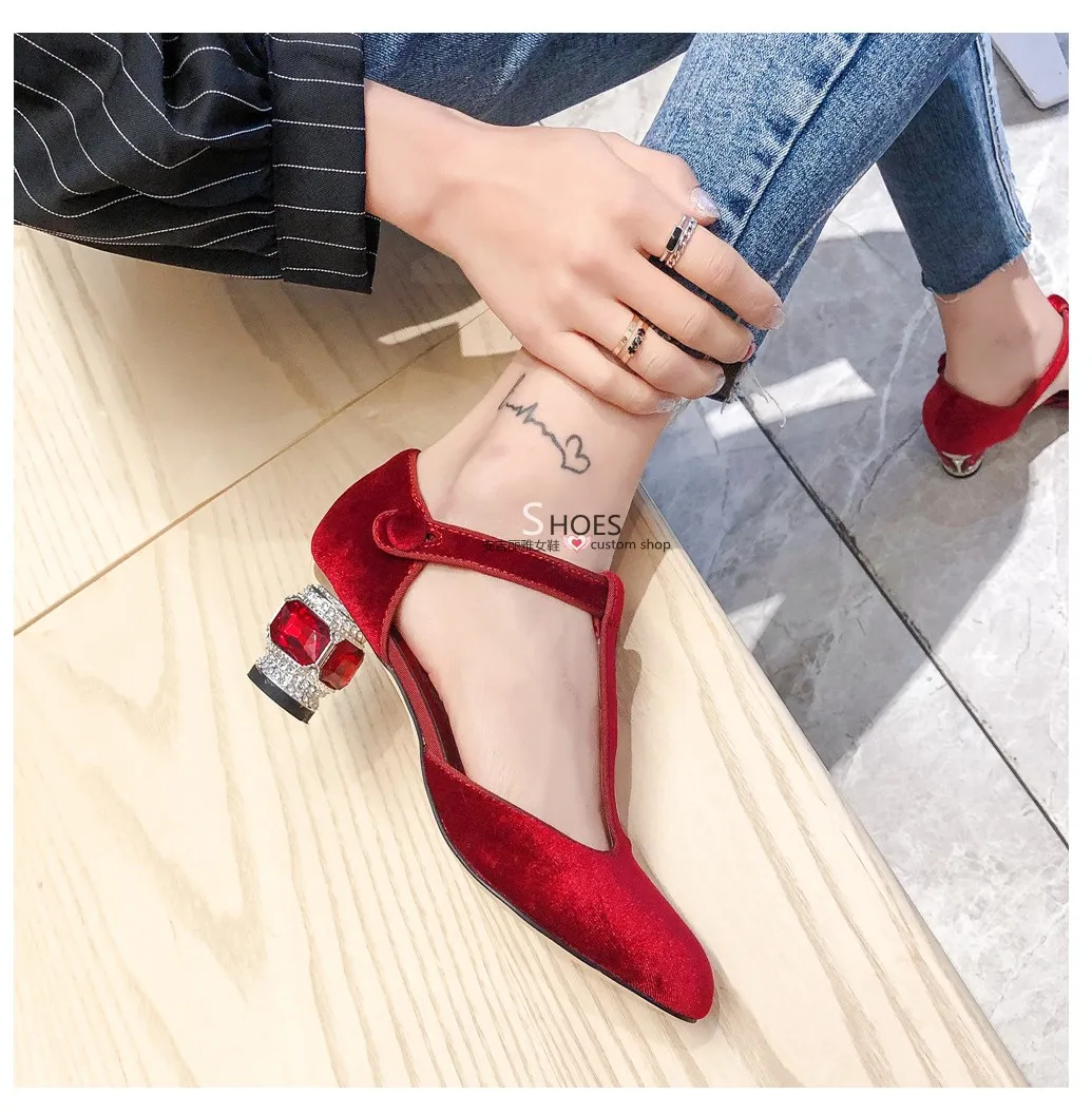 

D 19 new diamond velvet buckle high heel shoes T-belt hollow sandals, women's wedding shoes, cheongsam shoes