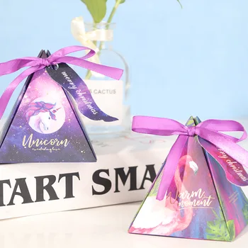 

100pcs Europe Triangular Pyramid Style gift box wedding favors and gifts candy box wedding gifts for guests wedding decoration