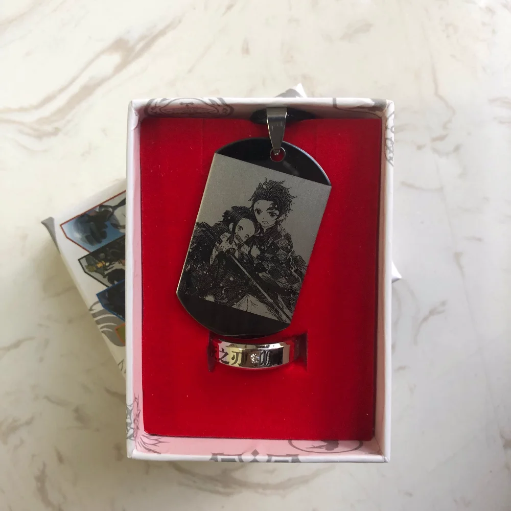 275117B4BA16B8F433F1B2284563855A