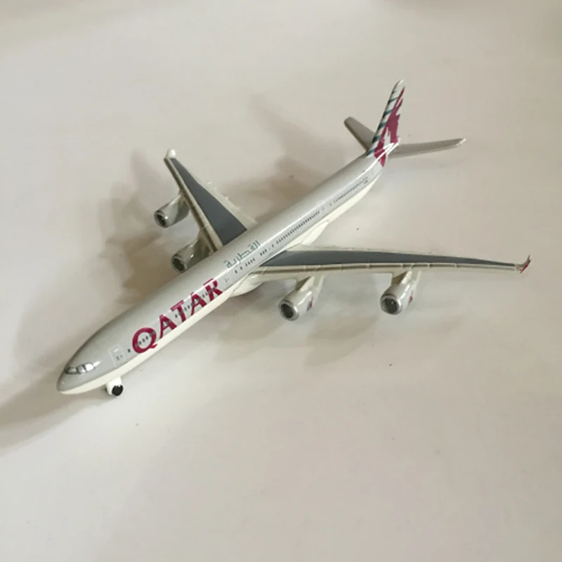 カタール航空　QATAR AIRWAYS　A340-600　旅客機　模型　 R Amazon.co.jp: カタール航空 QATAR AIRWAYS A340-600 旅客機