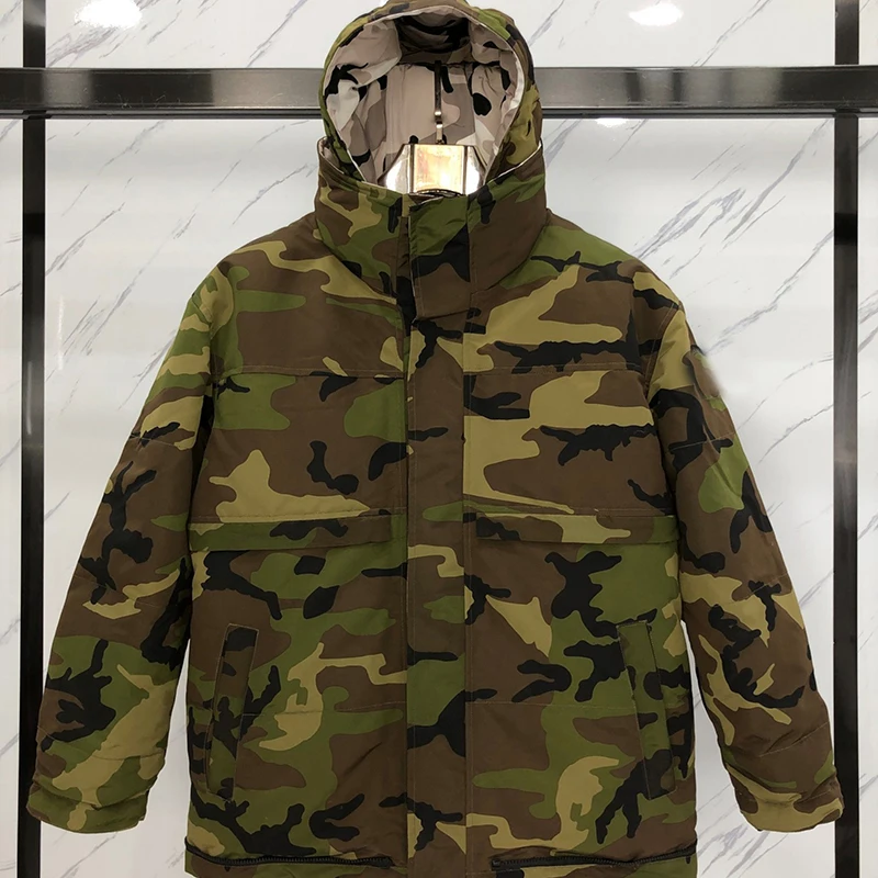 

2020 Canadian Luxury Brands Men Winter Coats Camouflage Style Double-Sided Wear Keep Warm Canada Winter Goose Men Outerwear