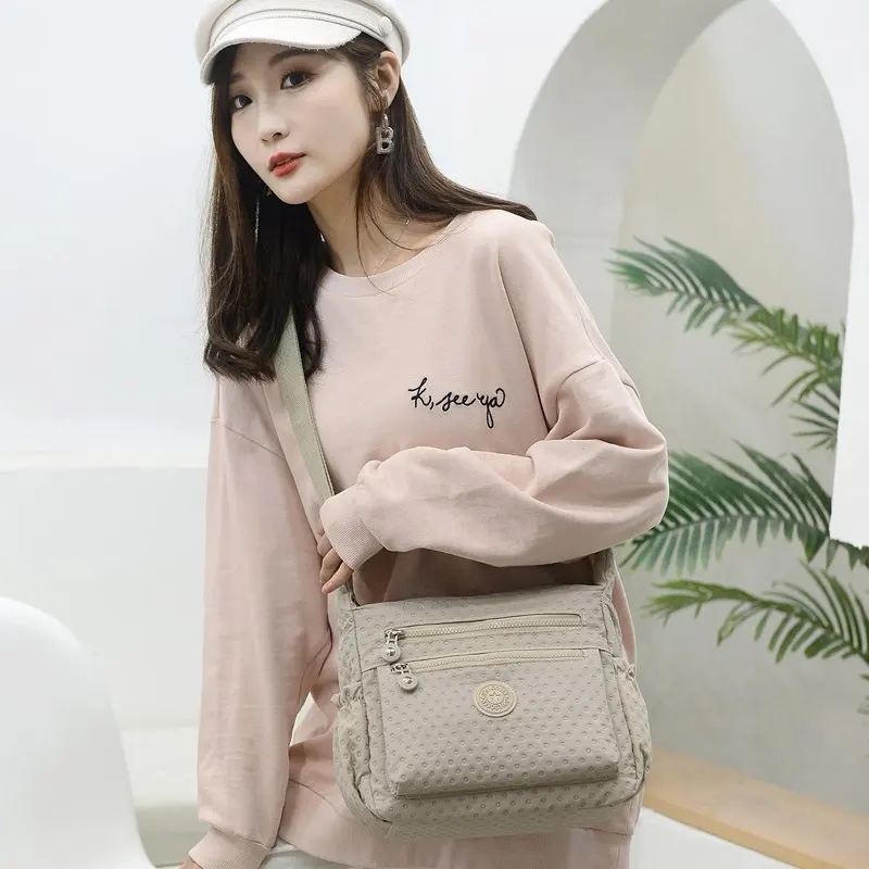 Travel Female Male Crossbody Bags Zipper Multiple Pocket Handbag Casual Waterproof Nylon Women Shoulder Messenger Bag