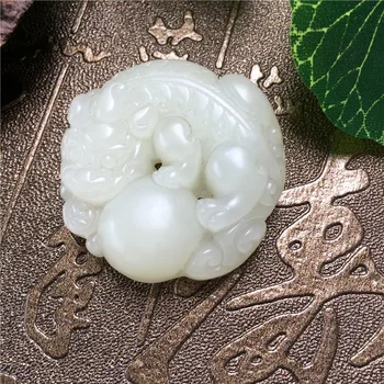 

Xinjiang Hetian Jade Pendant