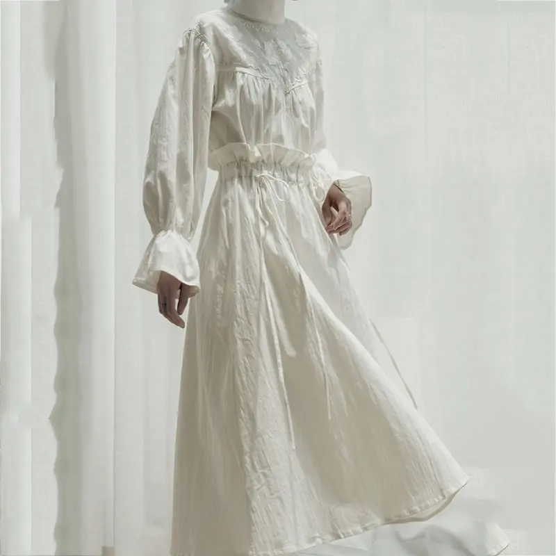 HG французский элегантный винтажный Женский топы и блузки с рукавом колокол белая рубашка Дворцовый стиль вышивка Топ Женская Осенняя Новинка XJ2217